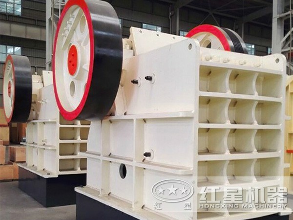69石頭顎破機，產(chǎn)量為50-160t/h