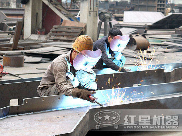 螢石錘式破碎機匠心做工、質(zhì)量過硬