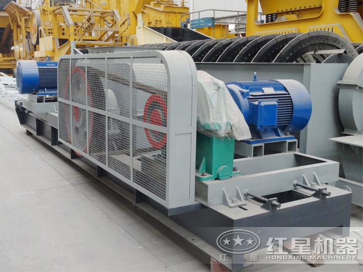 對輥式破碎機(jī)電機(jī)功率45*2KW，處理能力20-40t/h
