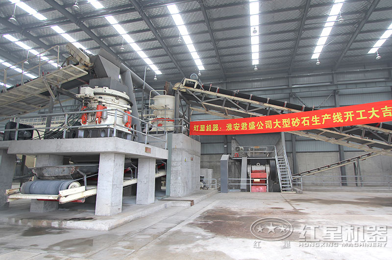 大型破碎石子機作業(yè)現場圖